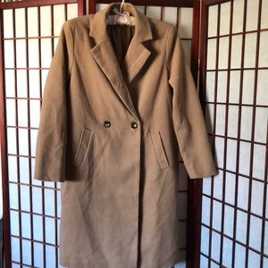 Essential Tan coat 🧥